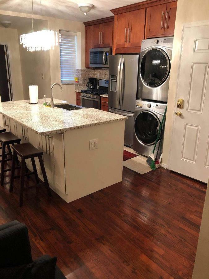 Brooklyn 3 Bedroom 1 Bathroom 8 Minutes To Subway 30 Minutes To Manhattan New York Exterior foto